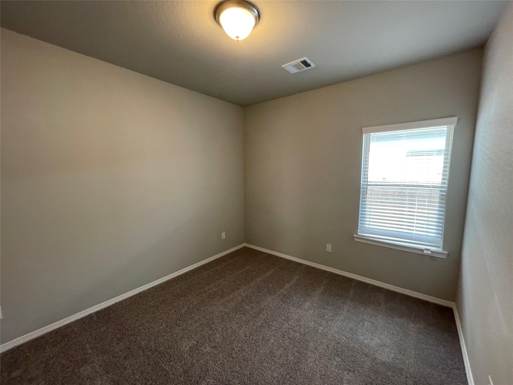 946 Redinger Ridge Drive - Photo 7