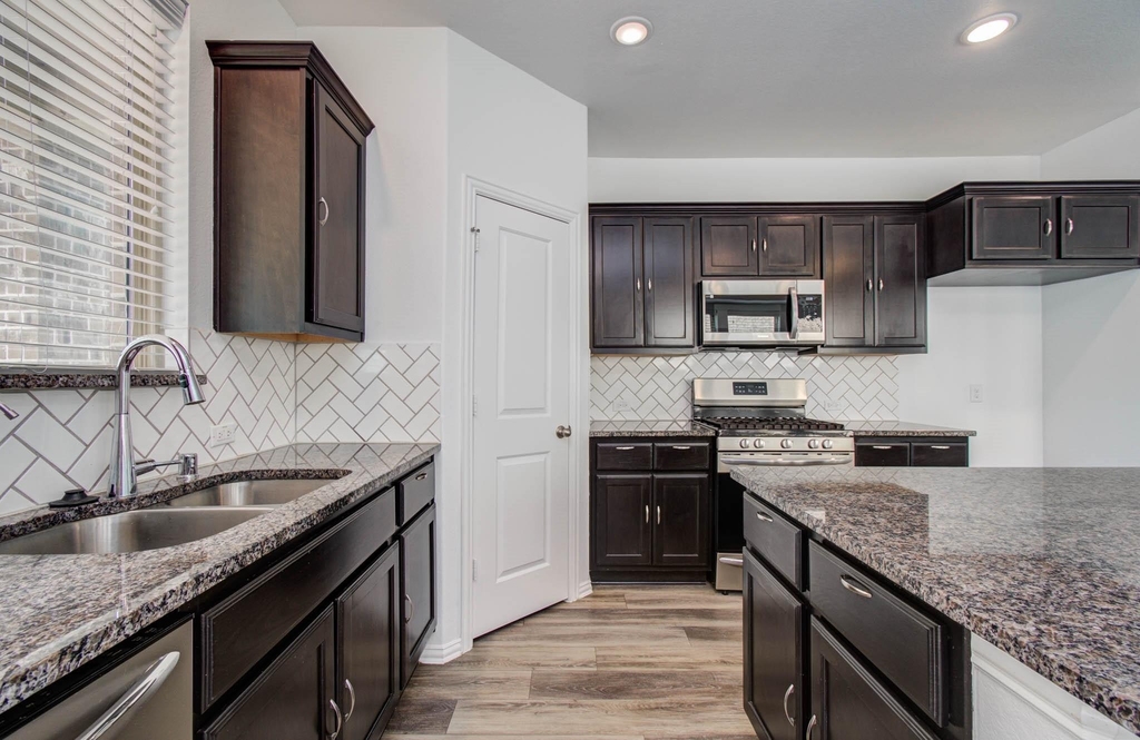 3730 Bach Street - Photo 13