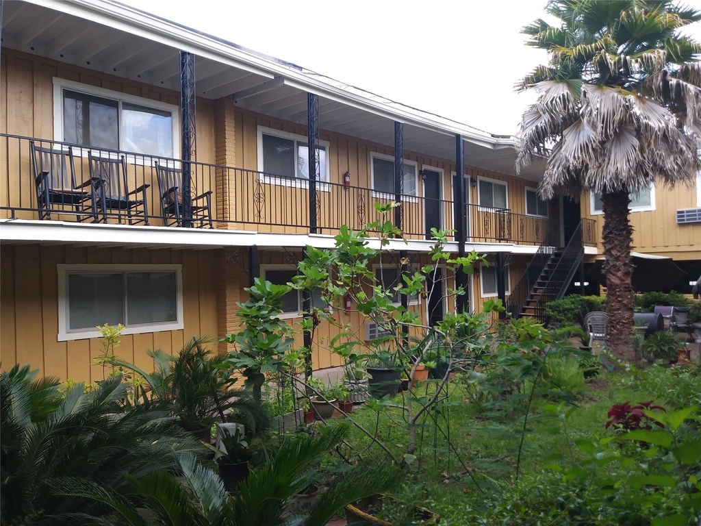 103 Avondale Street - Photo 1