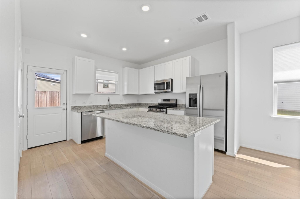 8006 Magnolia Praire Lane - Photo 7