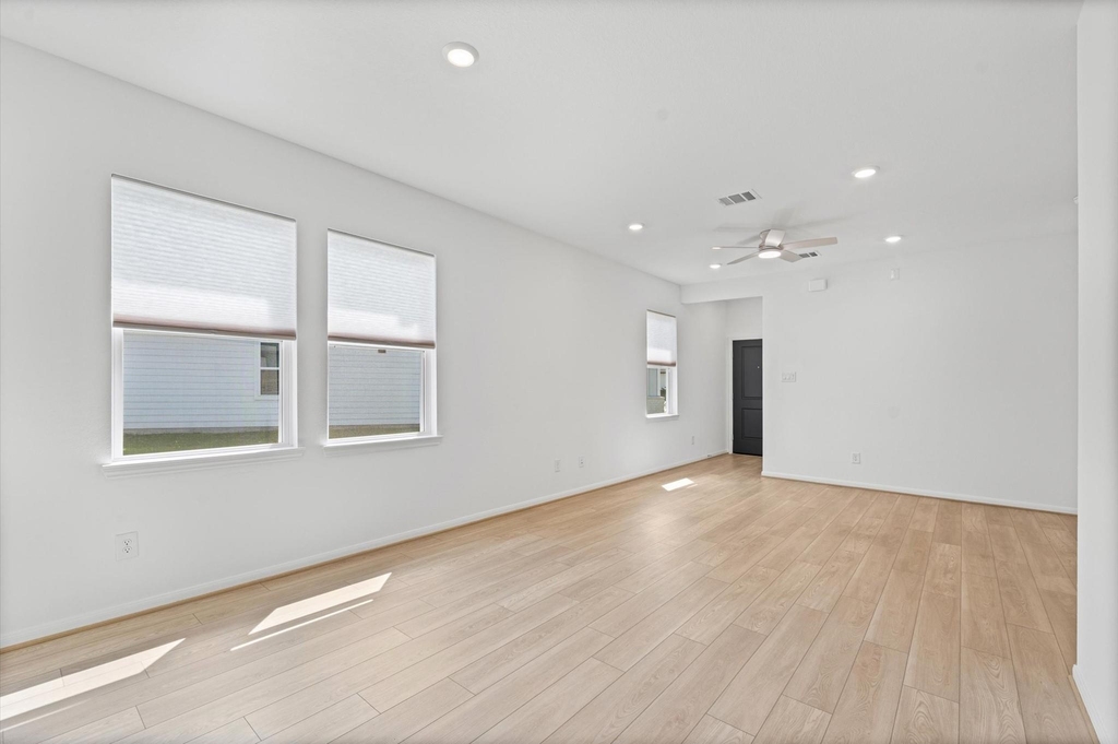 8006 Magnolia Praire Lane - Photo 5