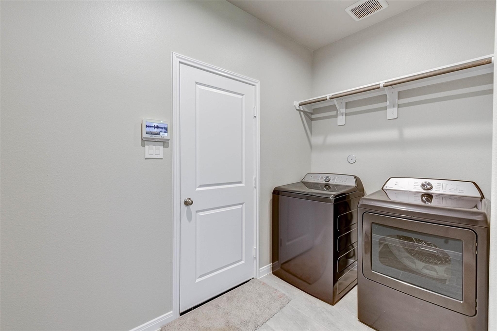 11792 Whirlaway Drive - Photo 21
