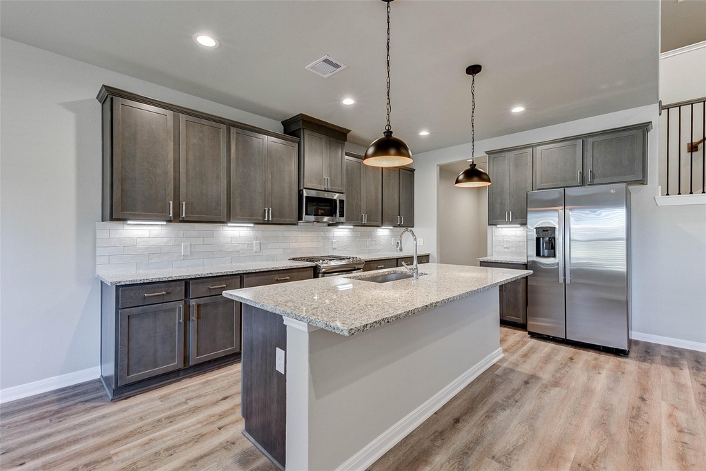 11792 Whirlaway Drive - Photo 7