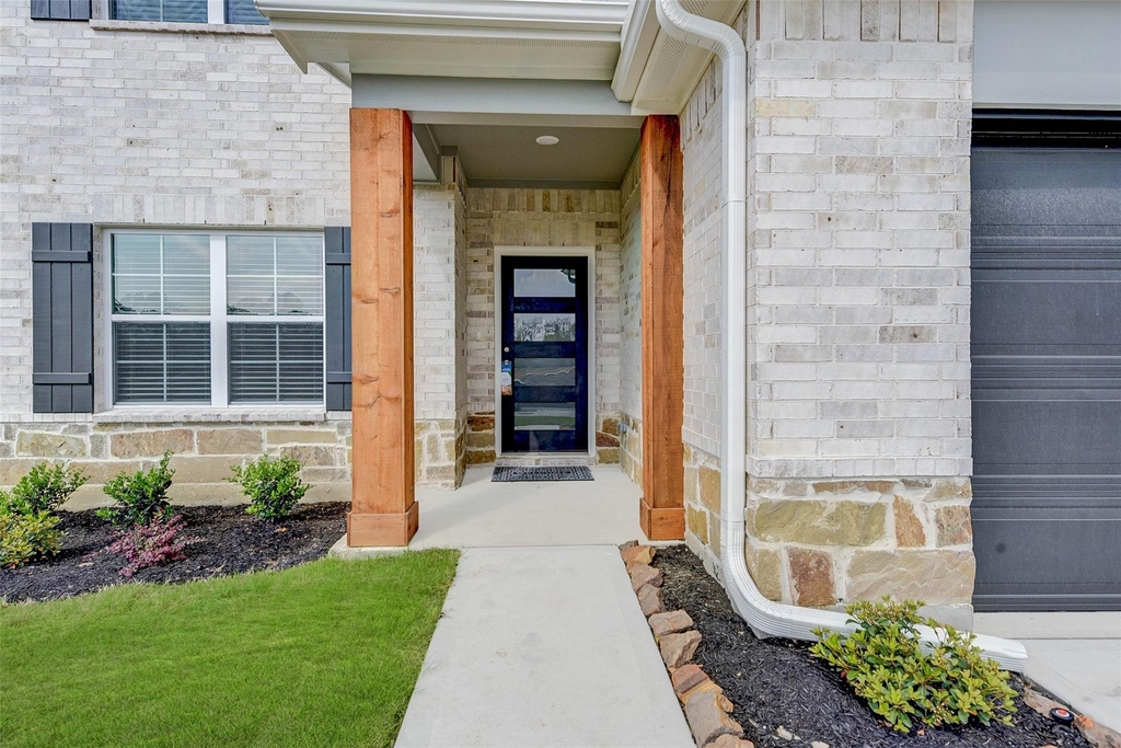 11792 Whirlaway Drive - Photo 3