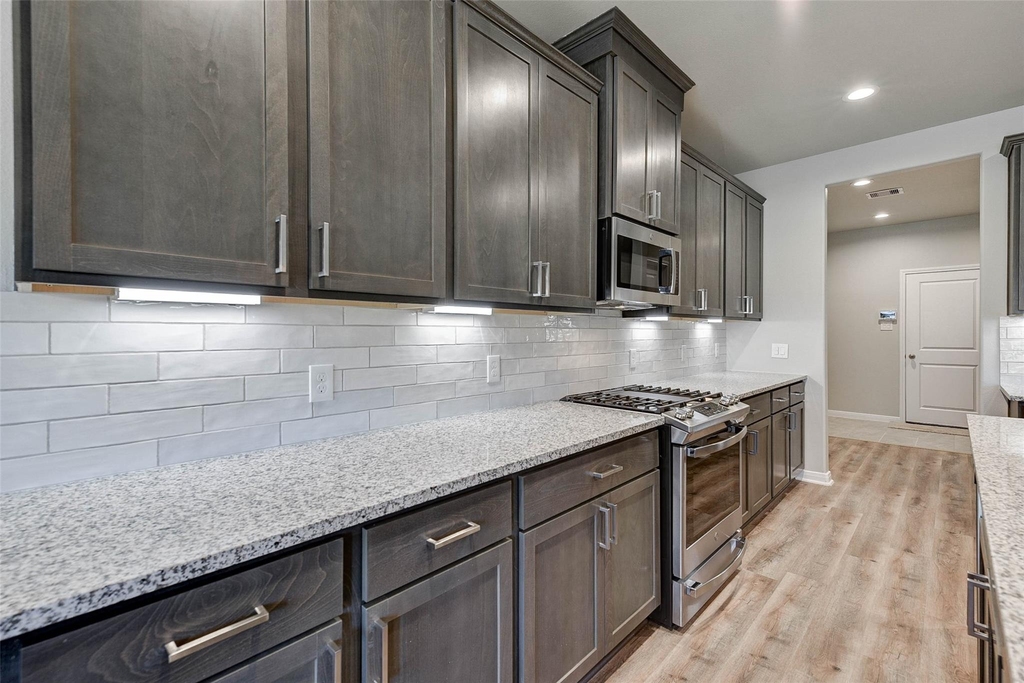 11792 Whirlaway Drive - Photo 9