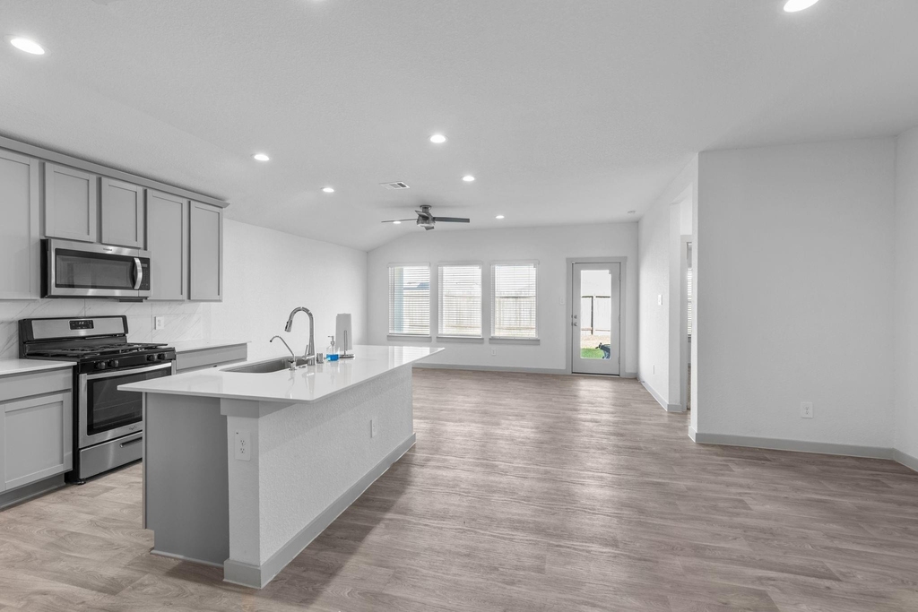 14527 Rain Tree Drive - Photo 15