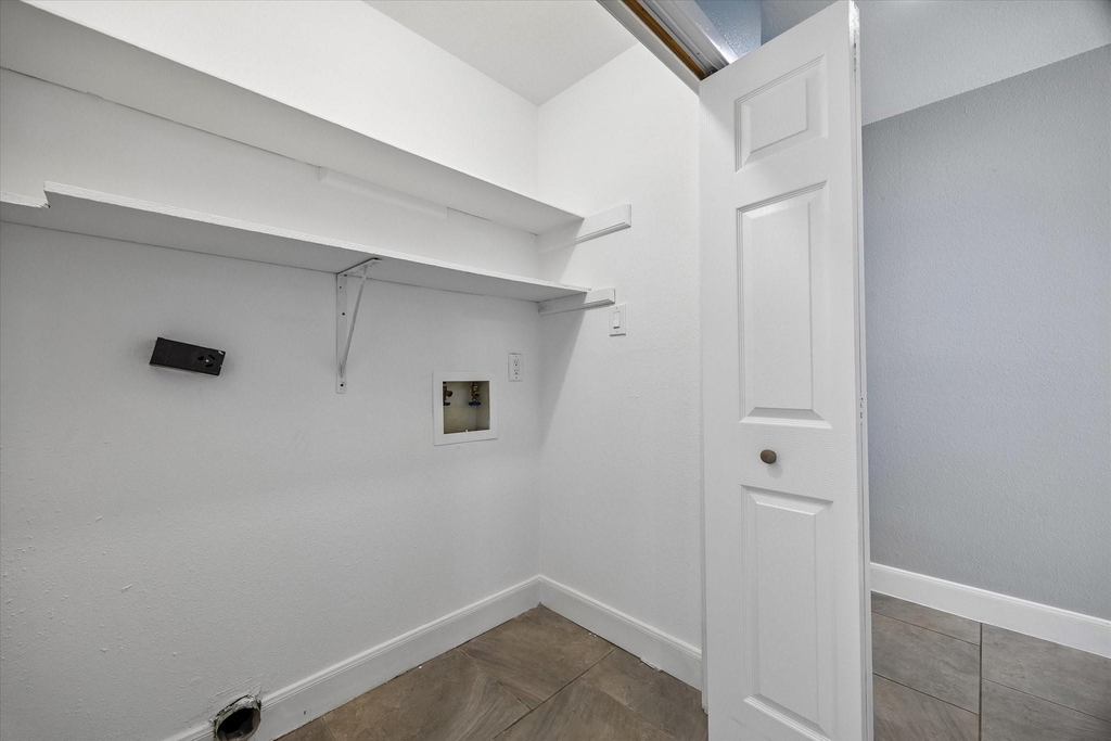 2313 Briarwest Boulevard - Photo 11