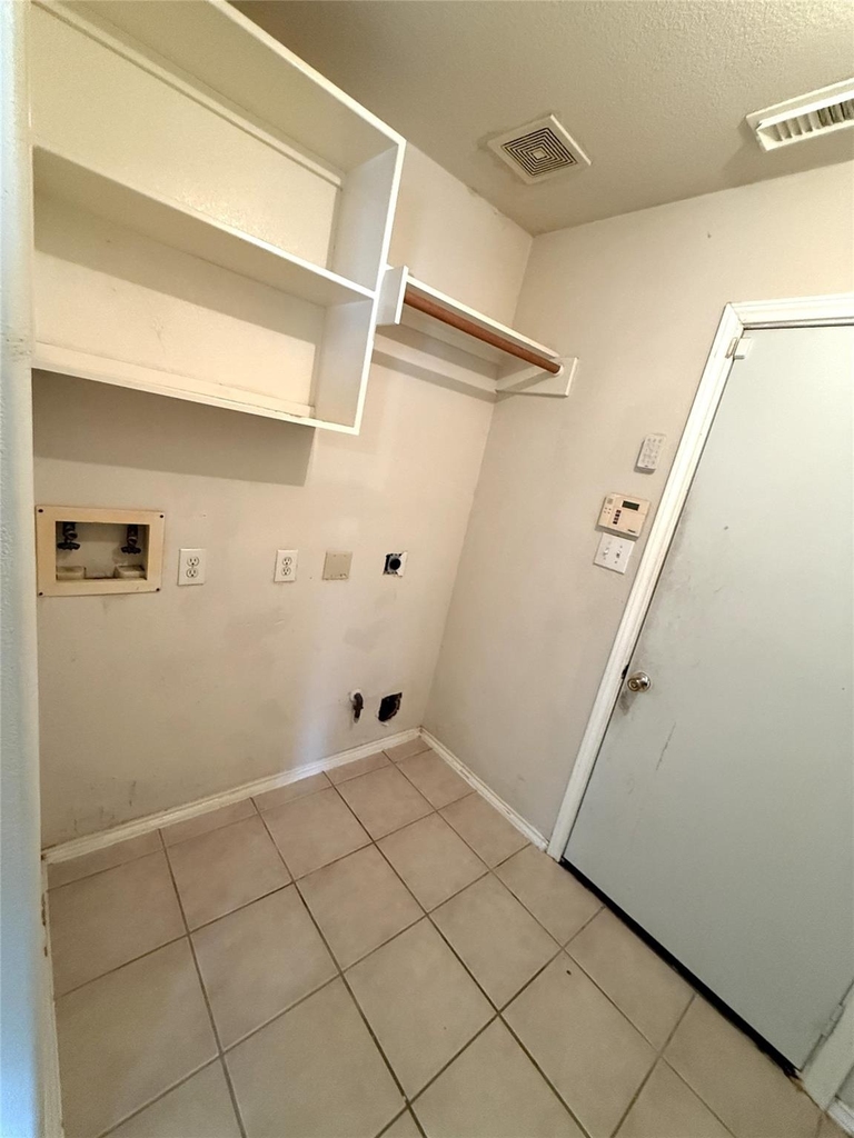 9310 Enmore Court - Photo 17