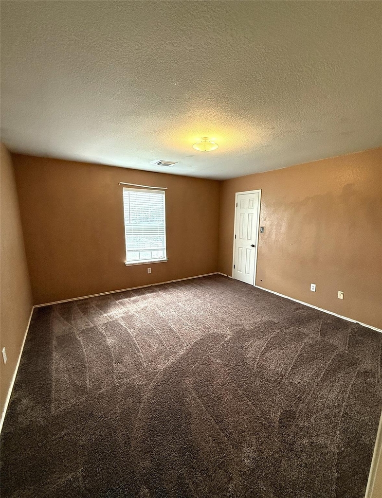 9310 Enmore Court - Photo 14