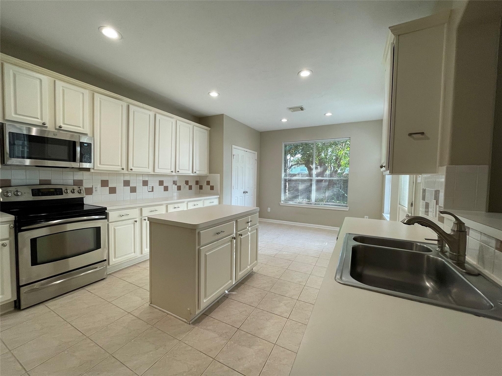 23738 River Place Drive - Photo 6