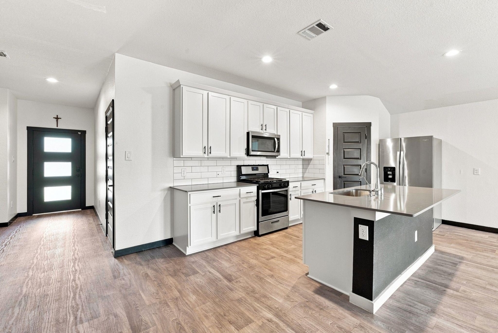 14602 Sweet Water Drive - Photo 6