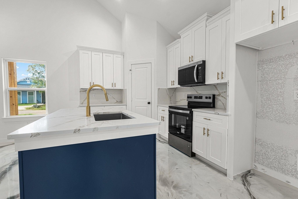 16740 E Ivanhoe - Photo 11