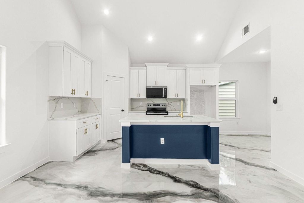 16740 E Ivanhoe - Photo 6
