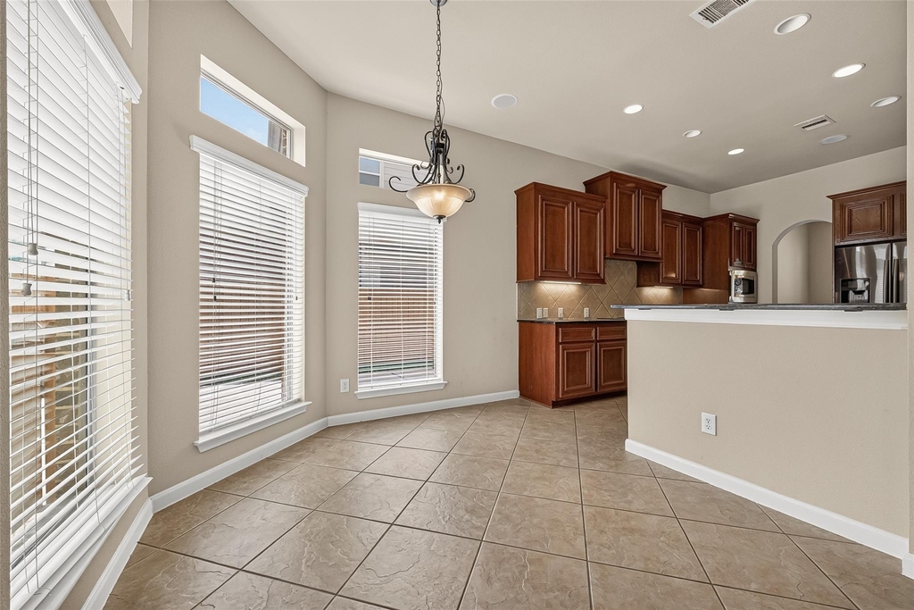 3927 Bowie Bend Lane - Photo 16