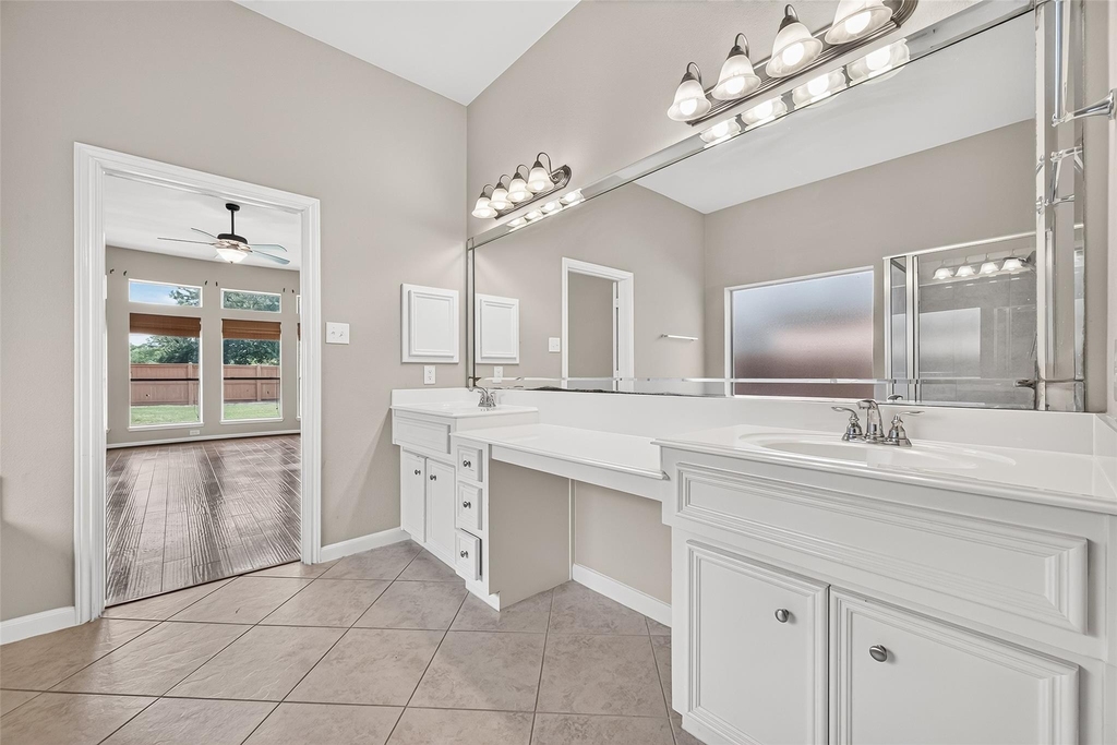 3927 Bowie Bend Lane - Photo 20
