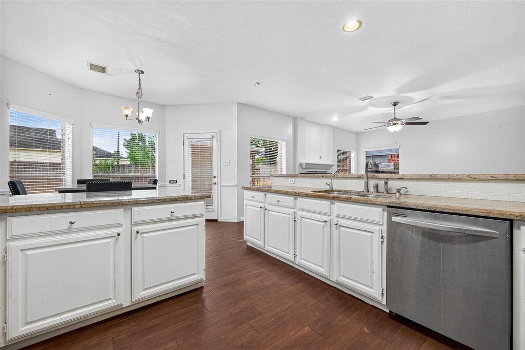 6311 Drake Elm Drive - Photo 17
