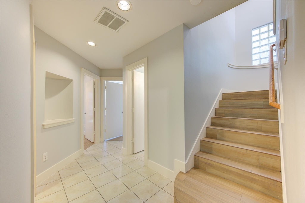 3604 Omeara Drive - Photo 5