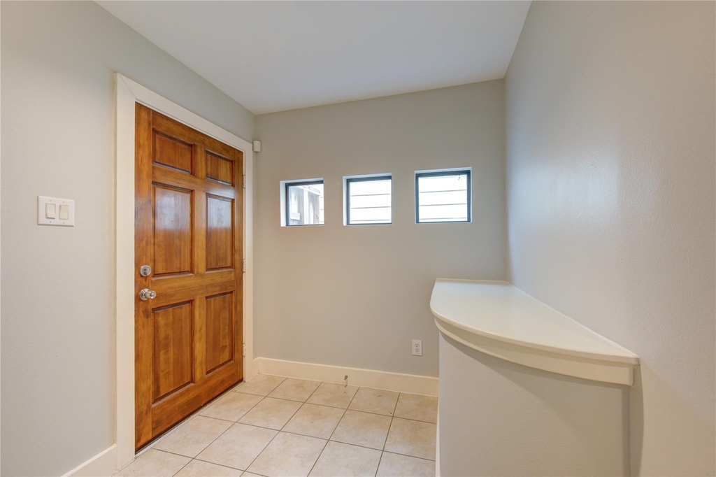 3604 Omeara Drive - Photo 4