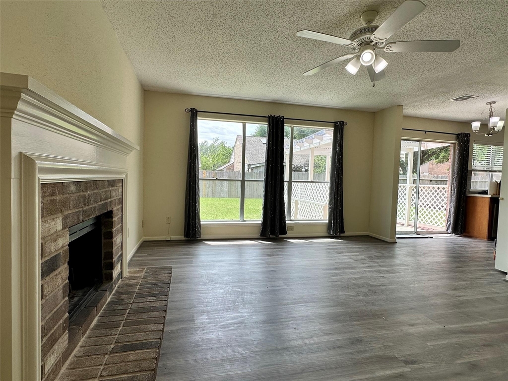 4819 Sunshine Drive - Photo 4