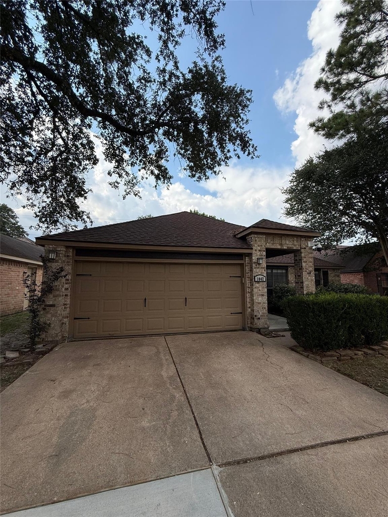 1042 Cascade Creek Drive - Photo 3