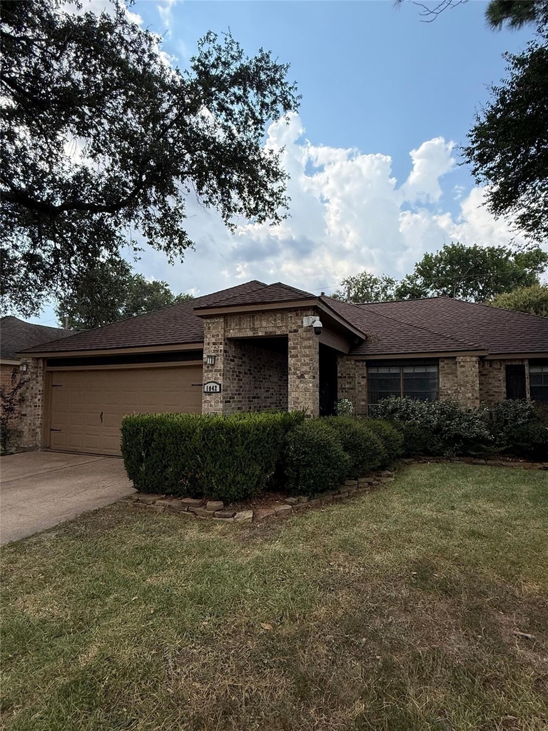 1042 Cascade Creek Drive - Photo 4