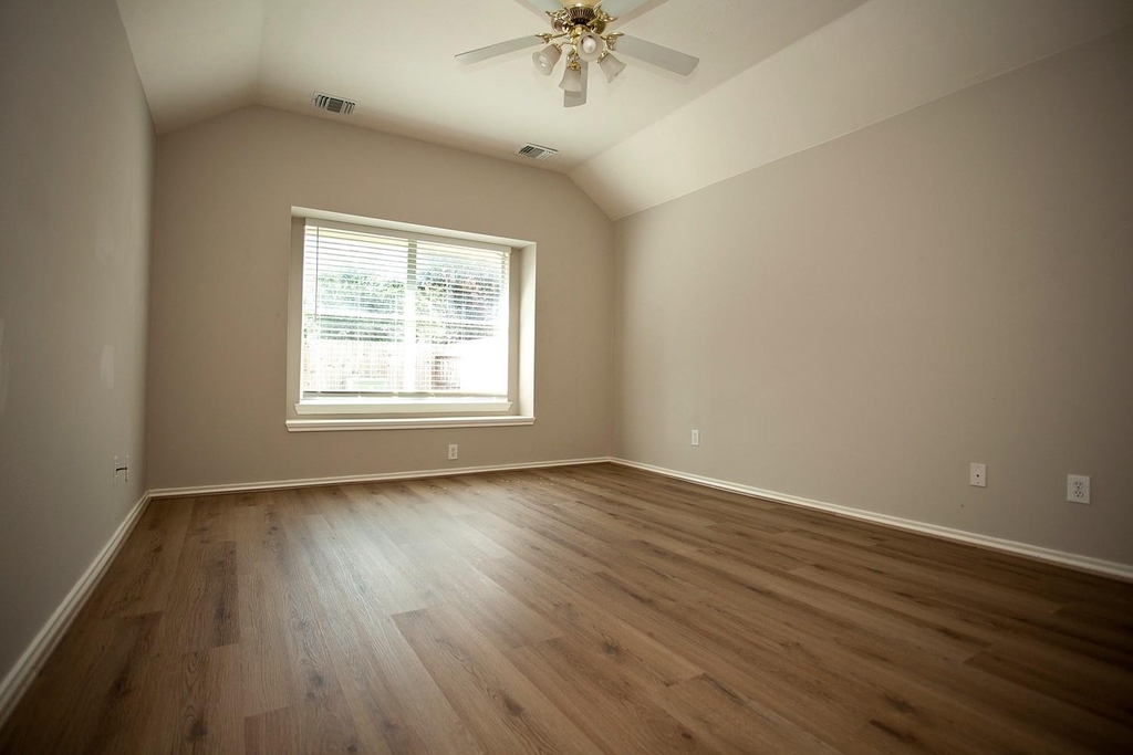 13223 Eldridge Chase - Photo 16