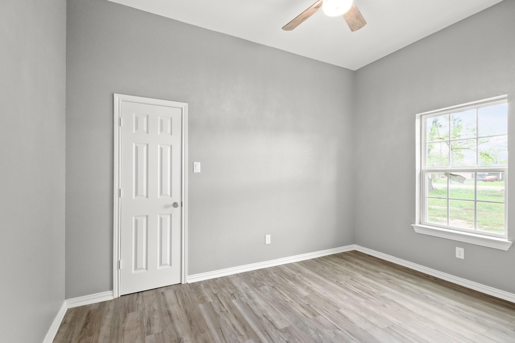535 Corydon Drive - Photo 22