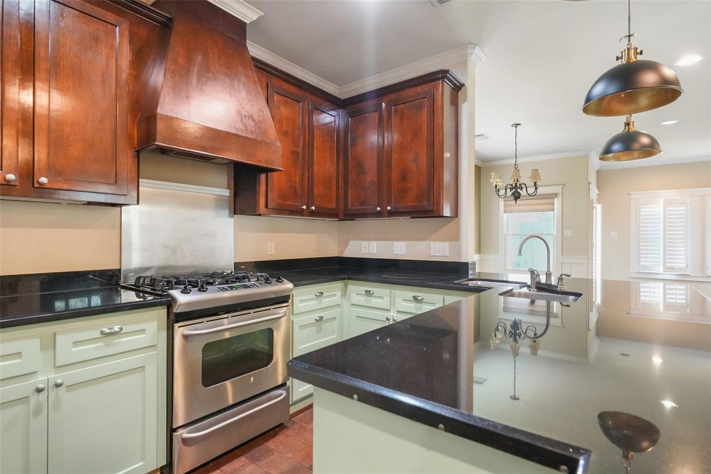 1317 Prince Street - Photo 12