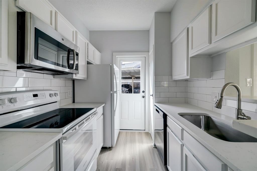 7575 Cambridge Street - Photo 8