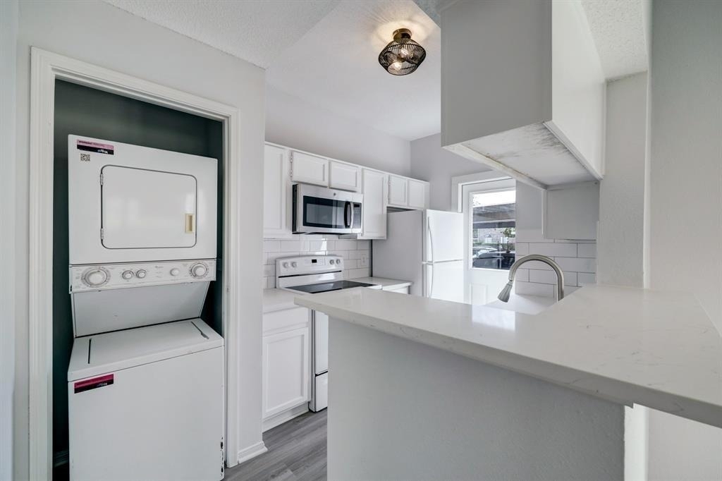 7575 Cambridge Street - Photo 7