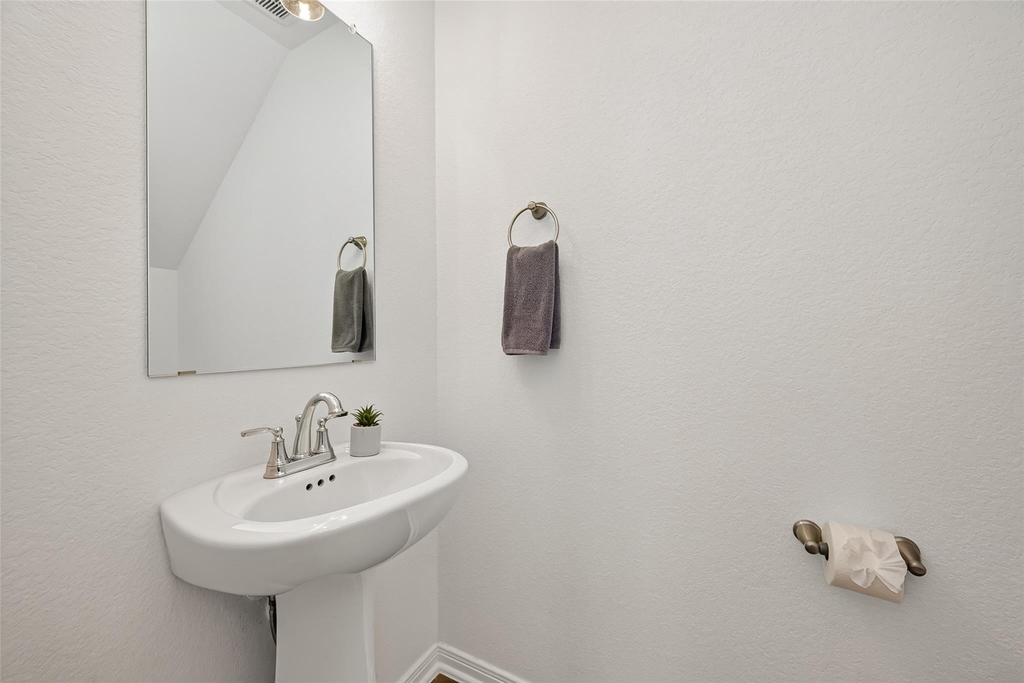 632 Silver Pear Court - Photo 11