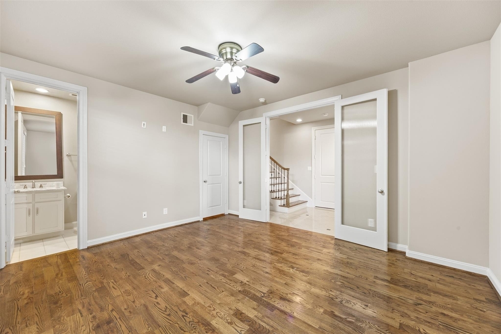 1212 St Charles - Photo 10