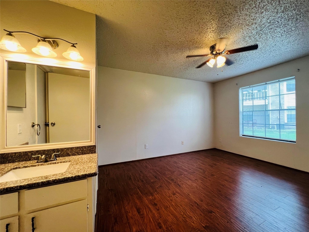 2750 Holly Hall Street - Photo 8