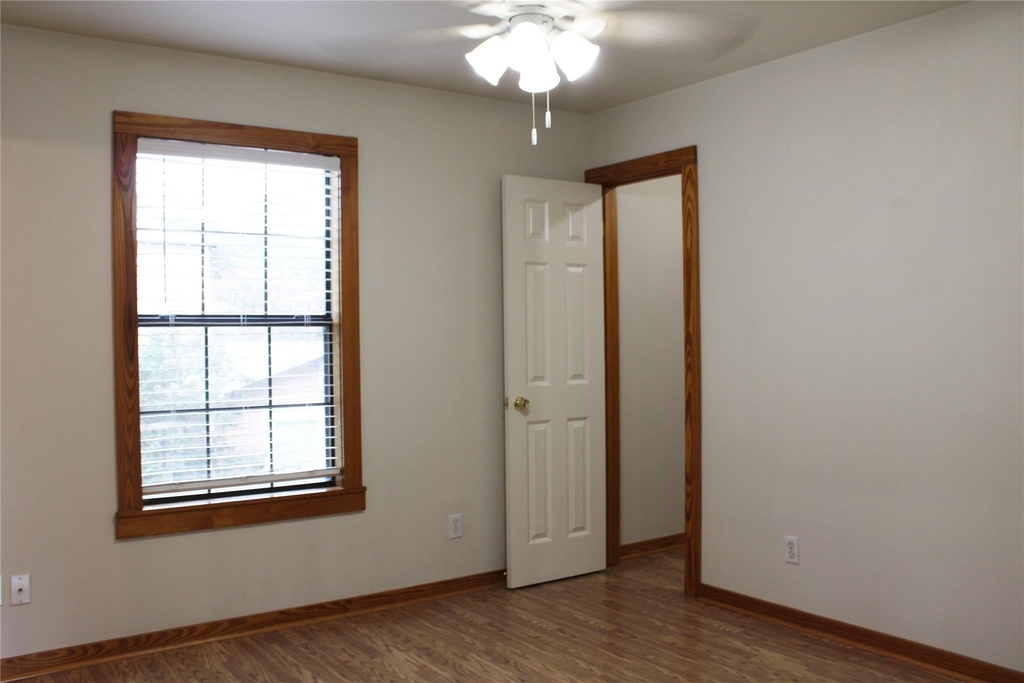 428 Dewees Street - Photo 9