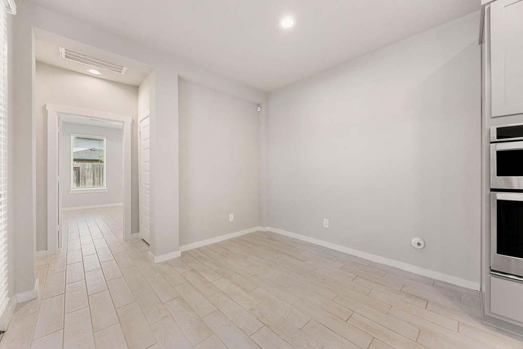 28450 Hazel Trail - Photo 17