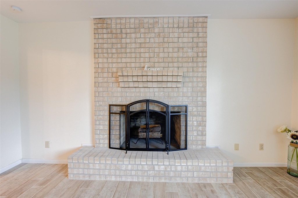 630 Martin L King Street N - Photo 9