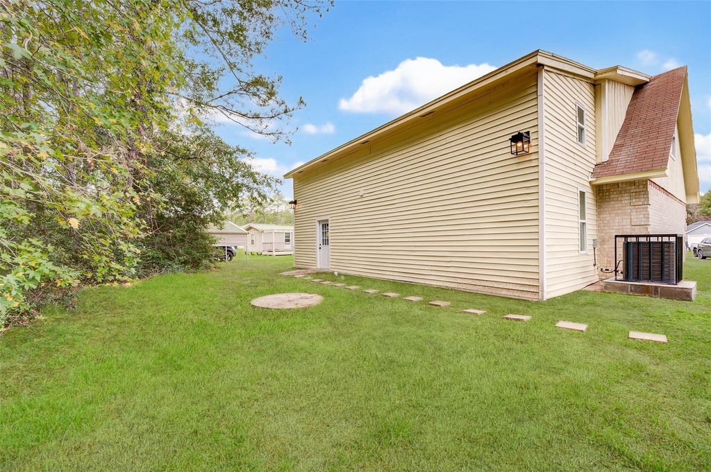 630 Martin L King Street N - Photo 3