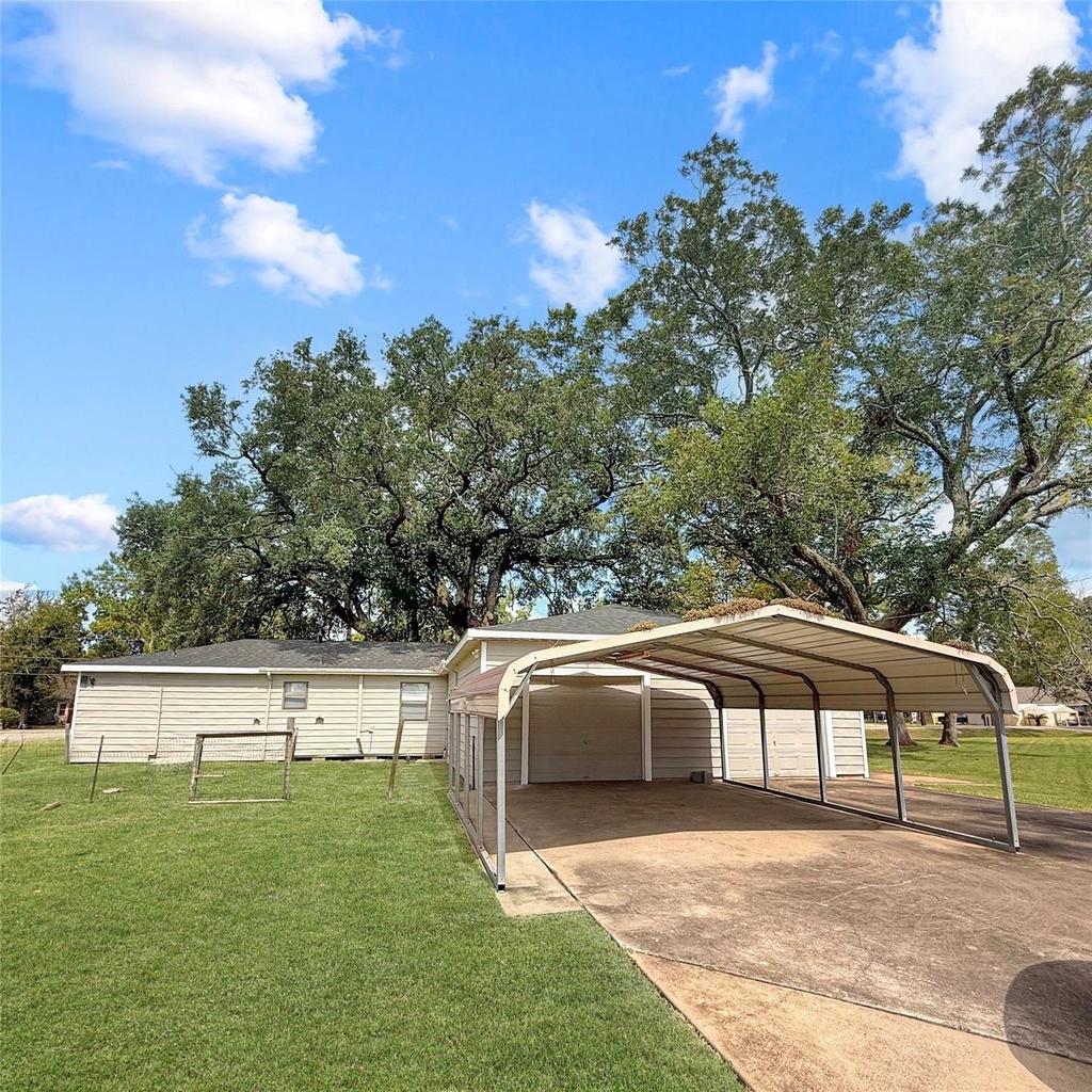 819 W Kyle Road - Photo 10