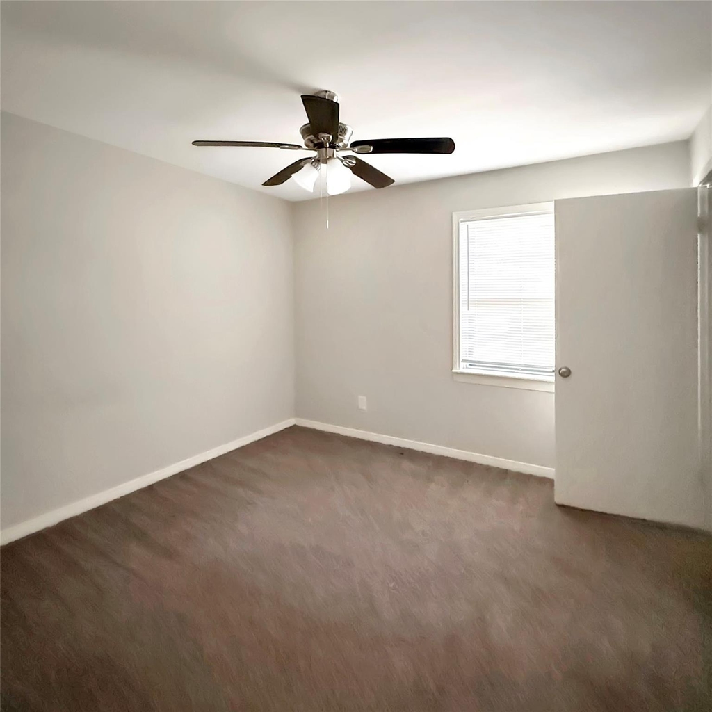 819 W Kyle Road - Photo 14