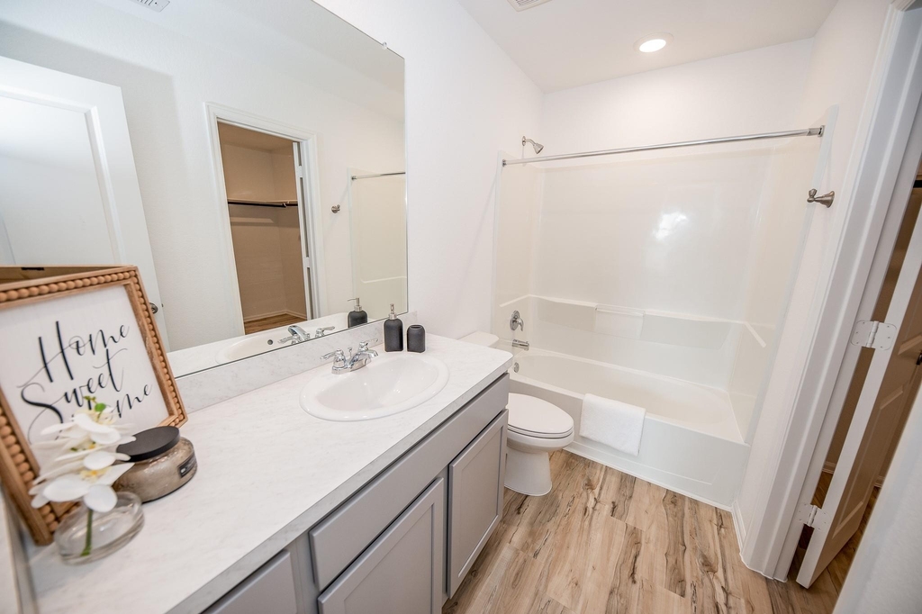 140 Austin Street - Photo 14