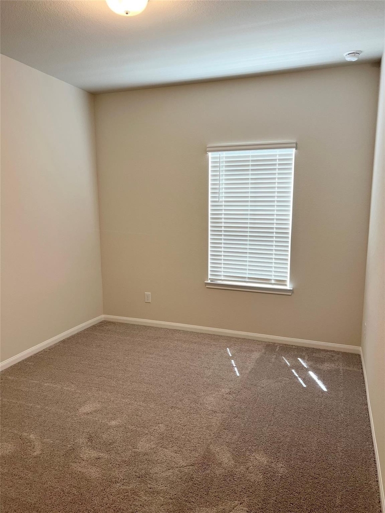 705 Seabreeze Drive - Photo 20