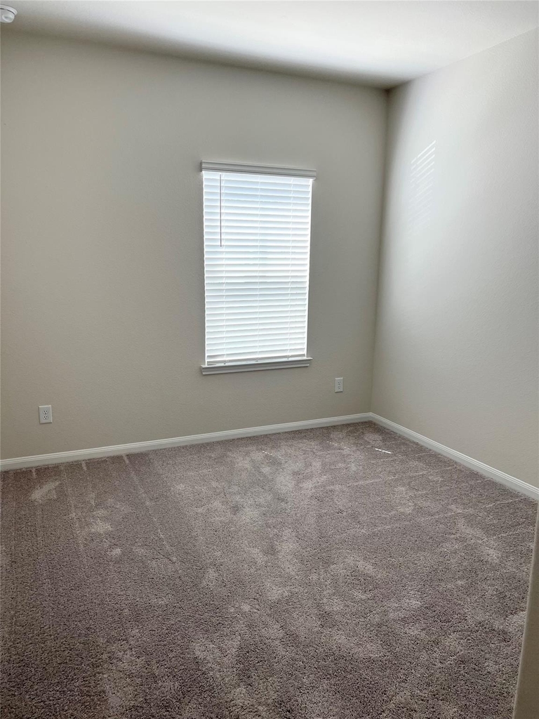 705 Seabreeze Drive - Photo 16
