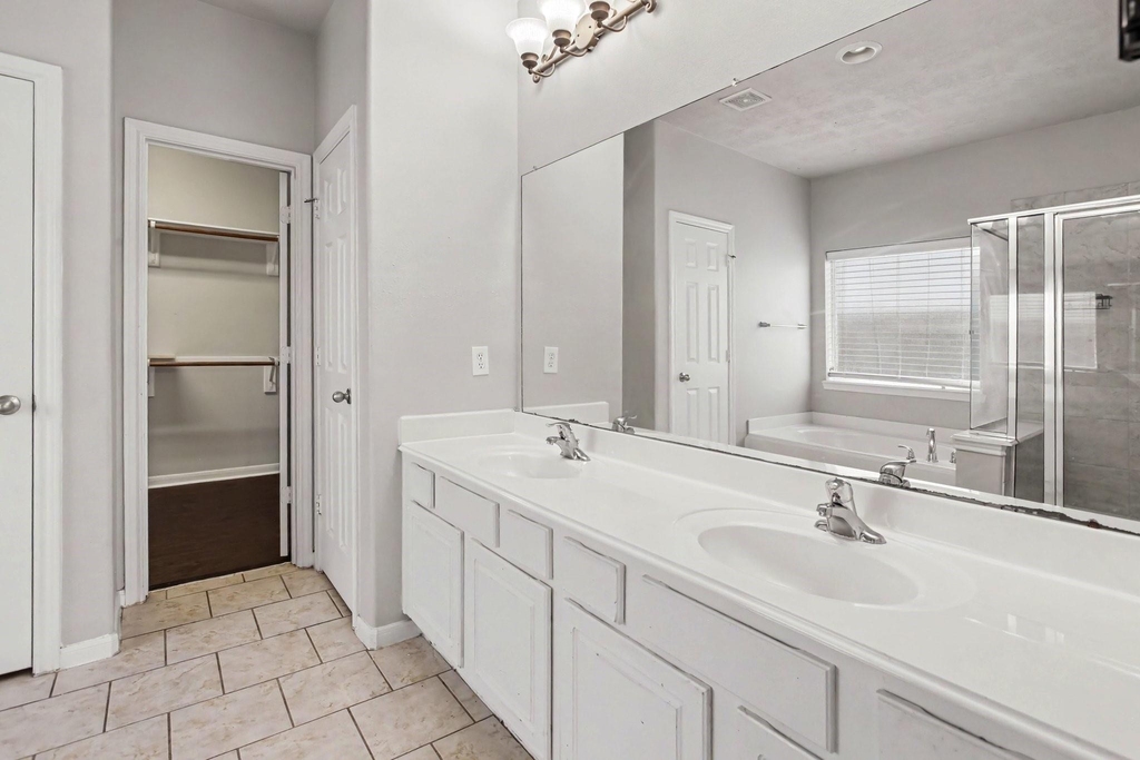 19534 Country Canyon Drive - Photo 9