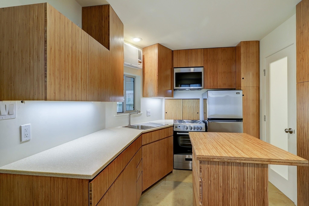 3407 Graustark Street - Photo 4