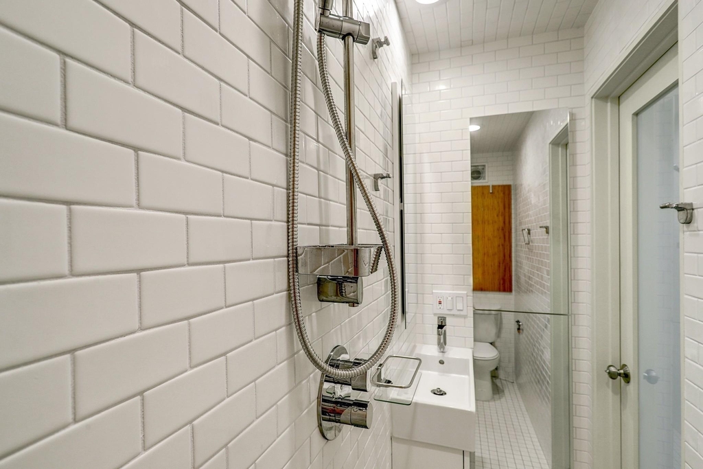 3407 Graustark Street - Photo 9