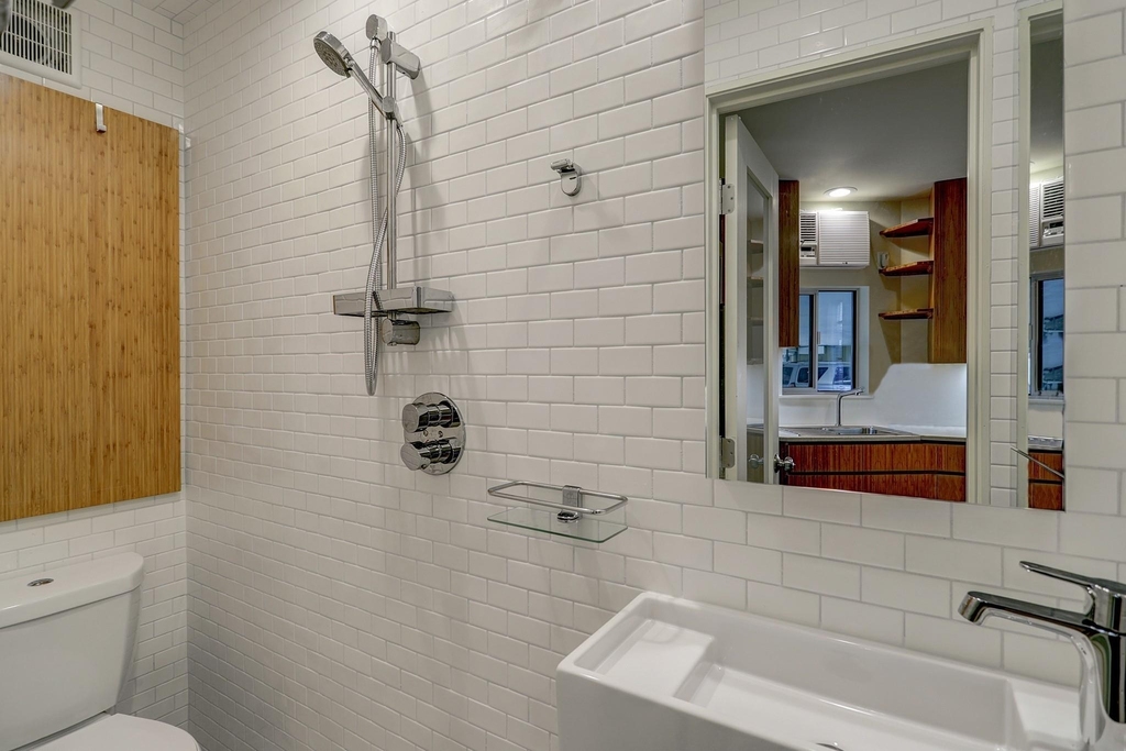 3407 Graustark Street - Photo 8