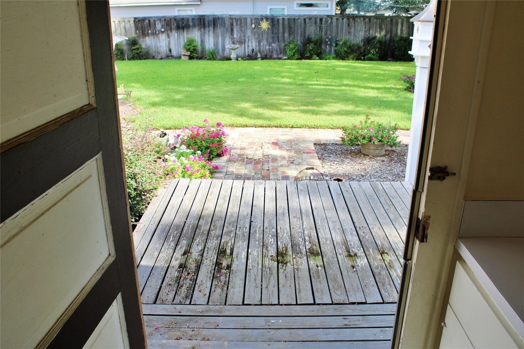 430 Dewees Street - Photo 16