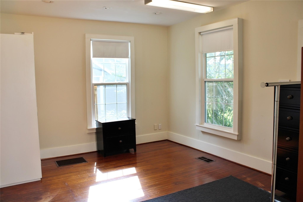430 Dewees Street - Photo 7