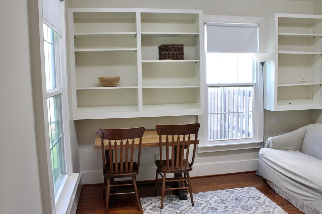 430 Dewees Street - Photo 4