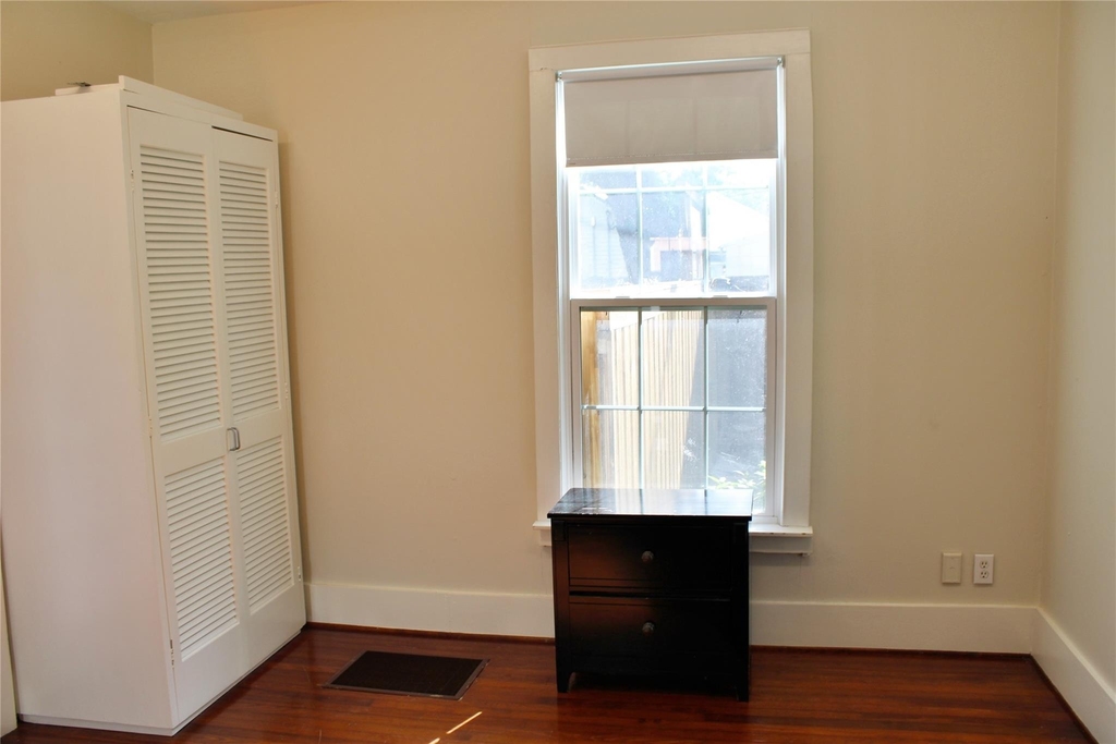 430 Dewees Street - Photo 9